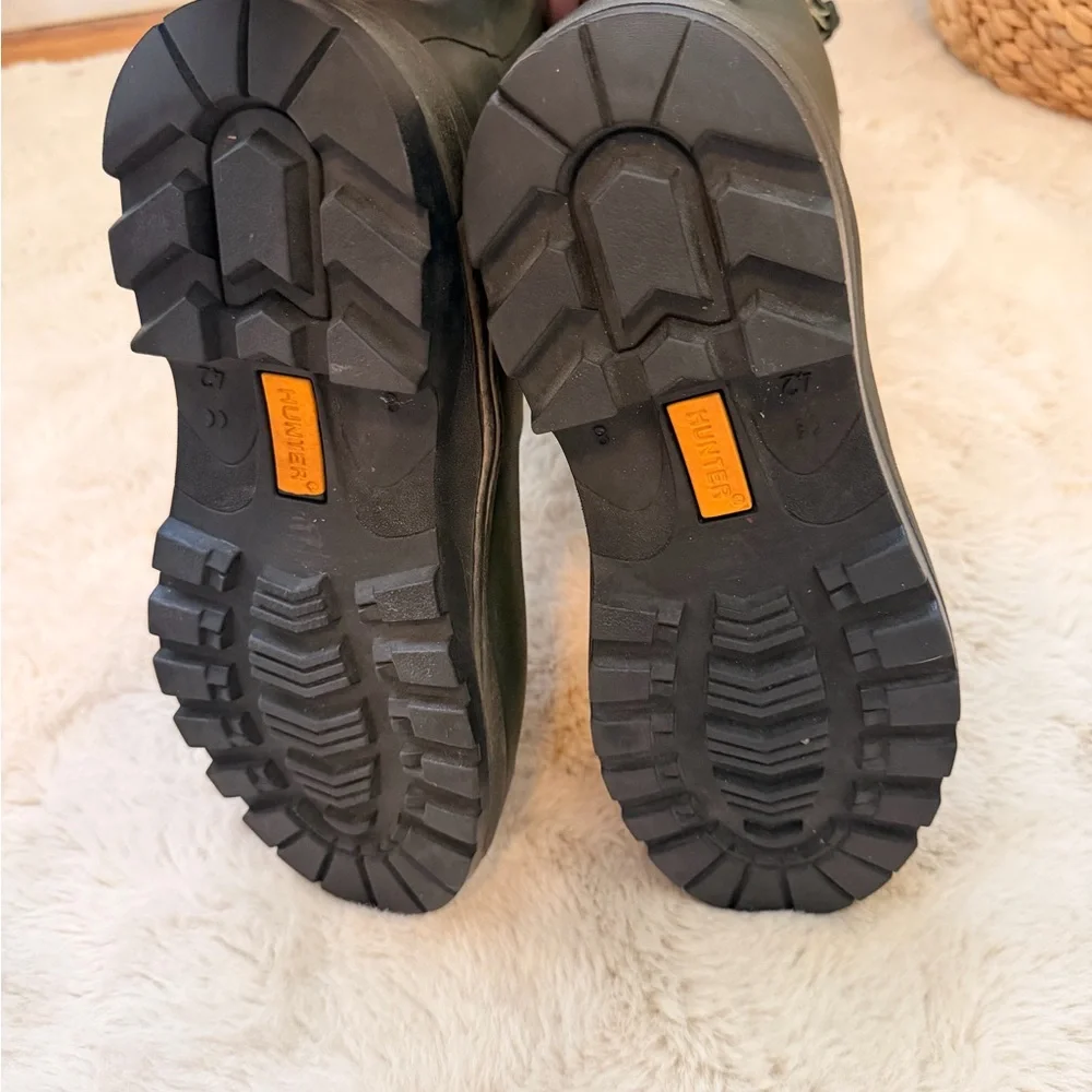 Hunter Rain Boots Black - Waterproof Rubber